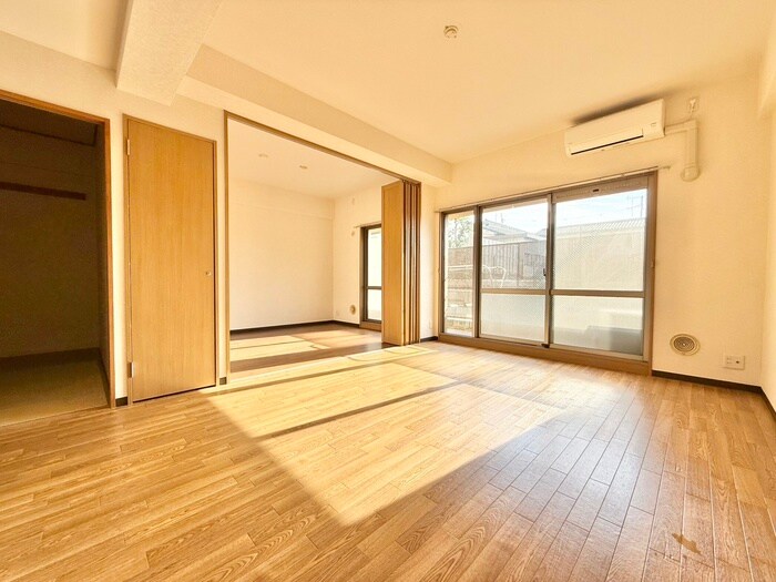 物件内観写真7　(居室)