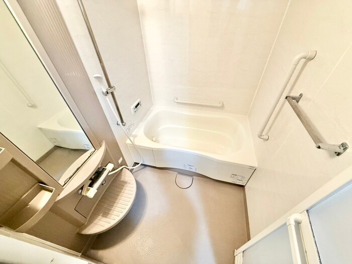 物件内観写真13　(バス／シャワールーム等)