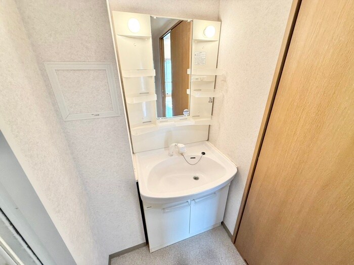 物件内観写真14　(洗面)