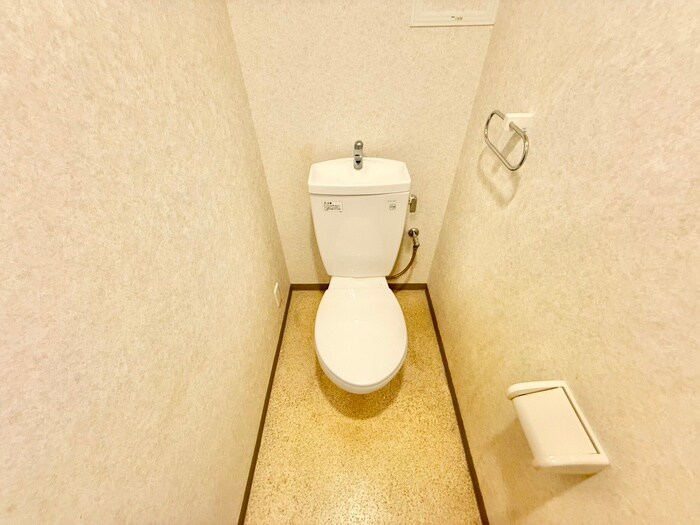 物件内観写真15　(トイレ)