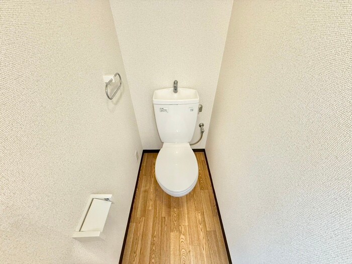 物件内観写真15　(トイレ)