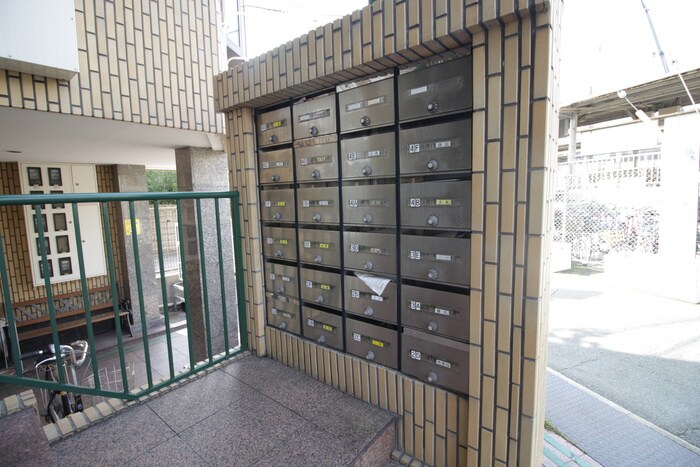 物件外観写真4　(建物設備)