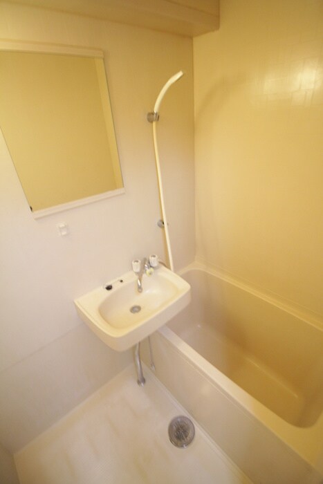 物件内観写真12　(バス／シャワールーム等)