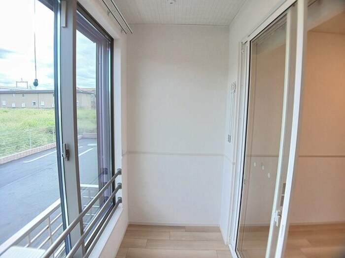 物件内観写真11　(ベランダ・バルコニー)