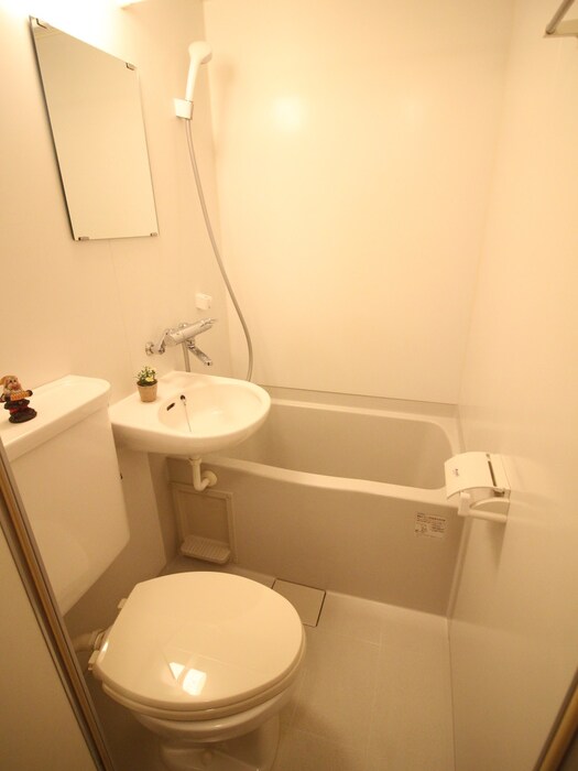 物件内観写真10　(バス／シャワールーム等)