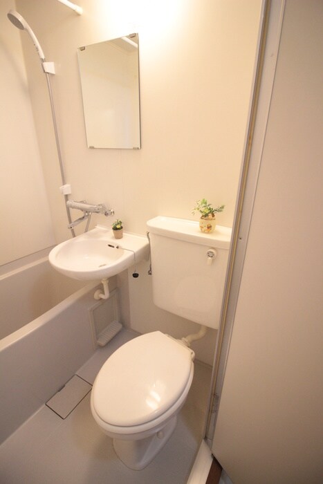 物件内観写真12　(トイレ)