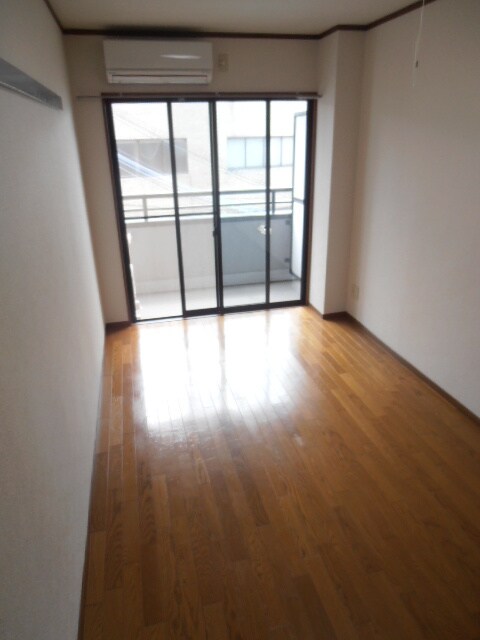 物件内観写真14　(居室)