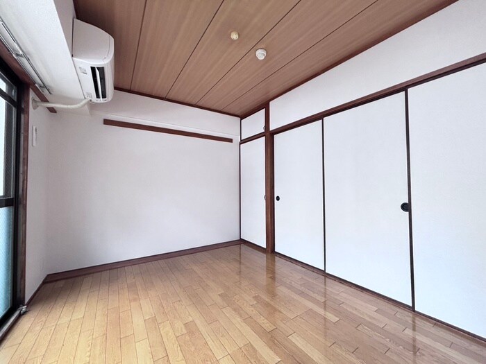 物件内観写真5　(居室)