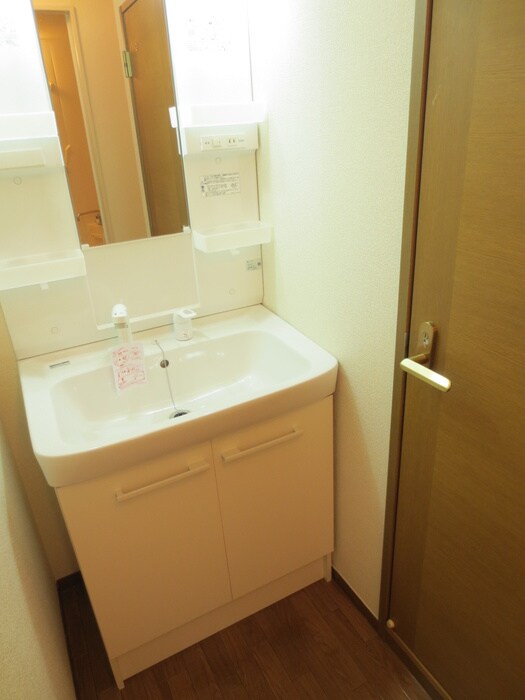 物件内観写真11　(洗面)