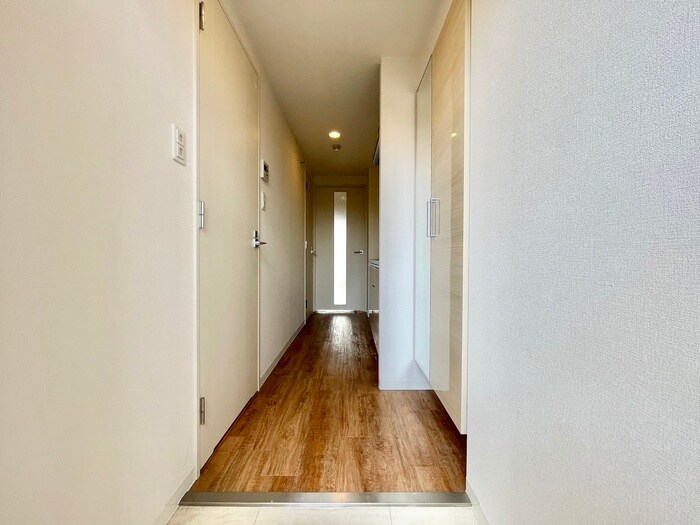 物件内観写真18　(廊下)