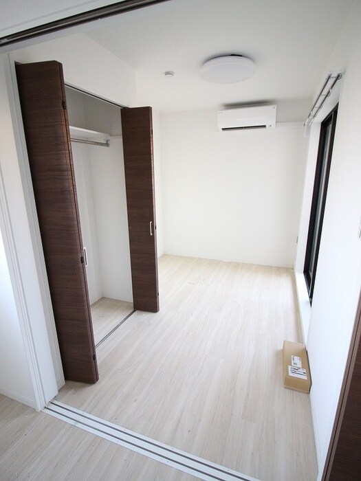 物件内観写真13　(居室)