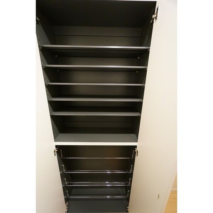 物件内観写真13　(靴箱)