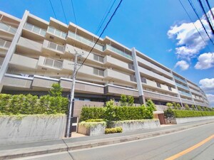 ﾊﾟﾚ瑞ヶ池公園ﾌﾟﾙﾐｴｰﾙ(321)外観写真