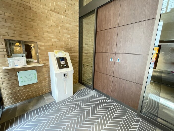 物件外観写真4　(建物設備)