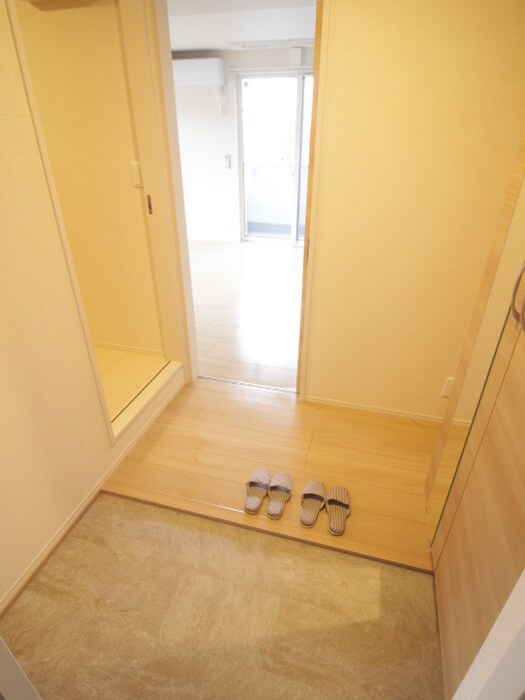 物件内観写真21　(廊下)