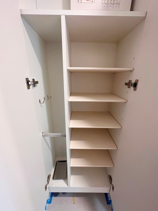 物件内観写真8　(靴箱)