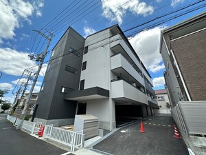 ロゼオ八尾外観写真