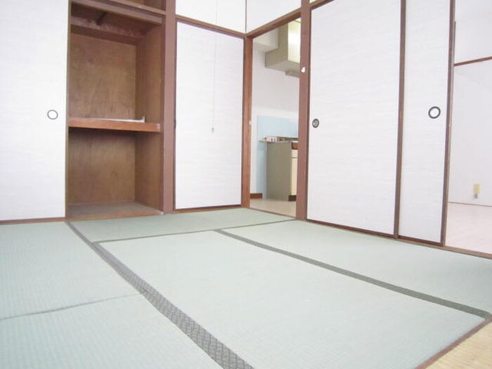 物件内観写真7　(居室)