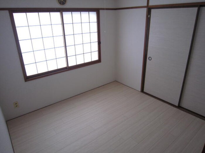 物件内観写真16　(居室)