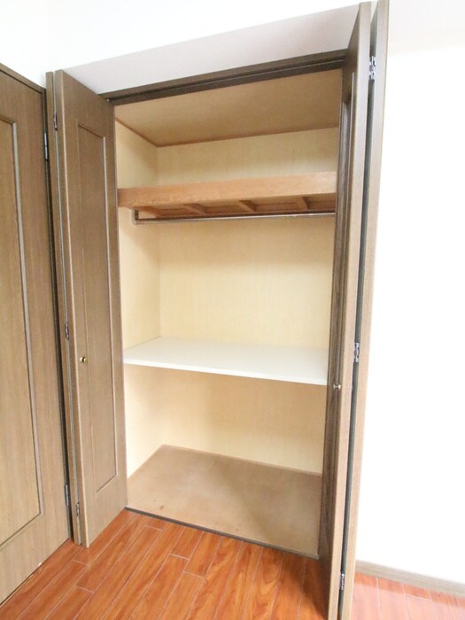 物件内観写真13　(収納)