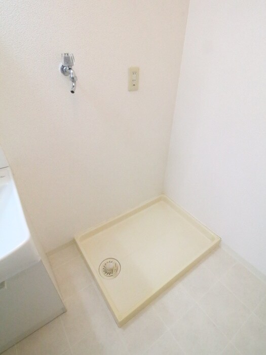 物件内観写真21　(洗濯機置場)