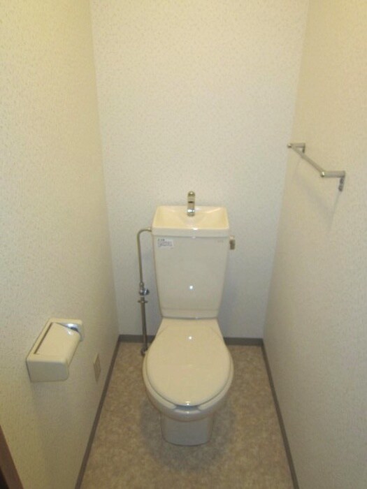 物件内観写真15　(トイレ)