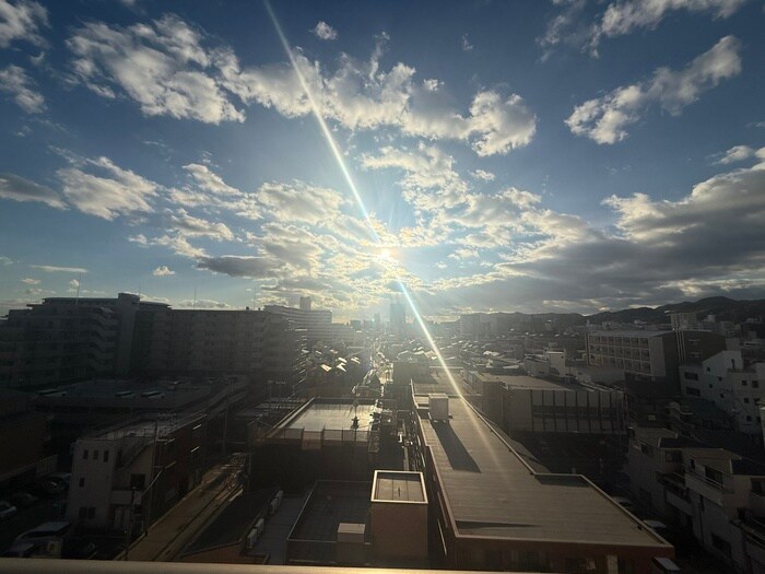 物件内観写真16　(室内からの展望)