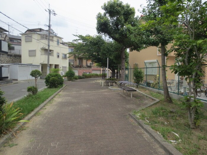 物件外観写真6　(周辺環境)