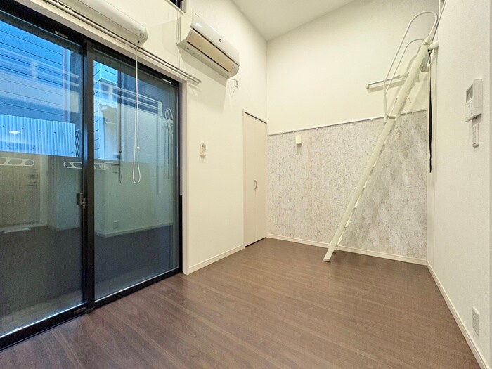 物件内観写真13　(居室)