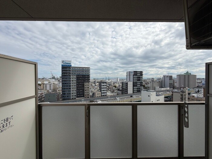 物件内観写真15　(室内からの展望)