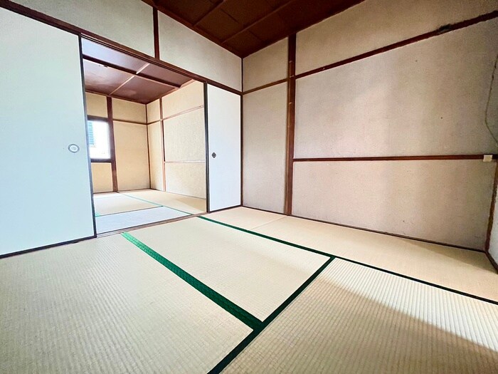 物件内観写真8　(居室)