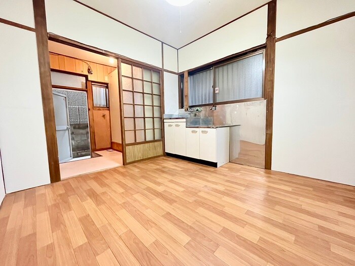 物件内観写真9　(居室)