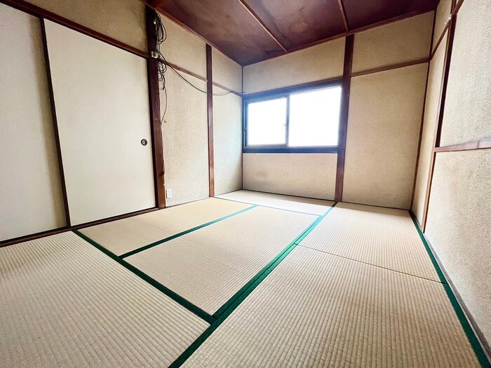 物件内観写真10　(居室)