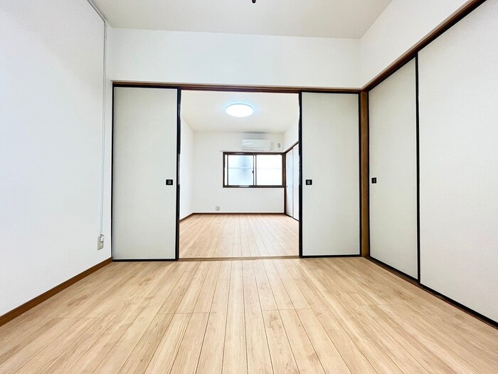 物件内観写真10　(居室)