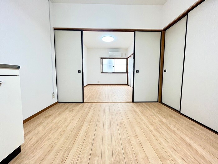 物件内観写真21　(居室)