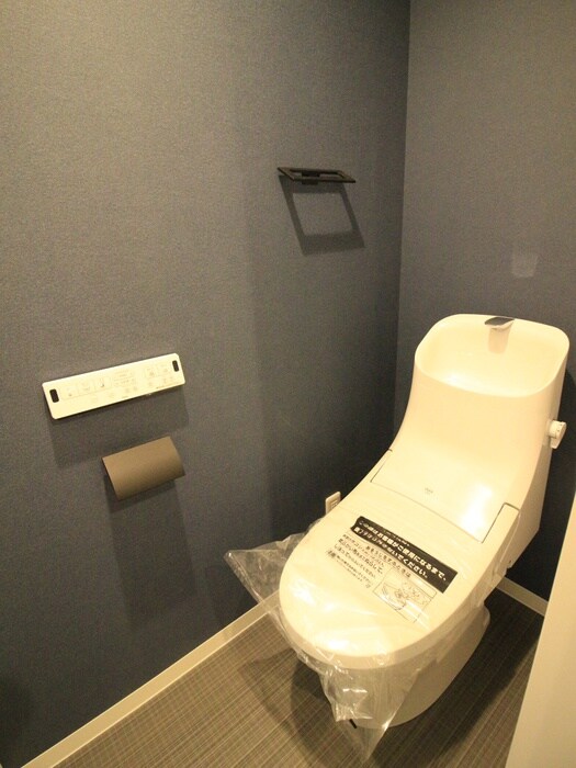 物件内観写真8　(トイレ)