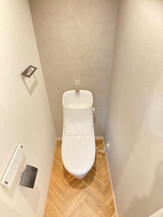 物件内観写真9　(トイレ)