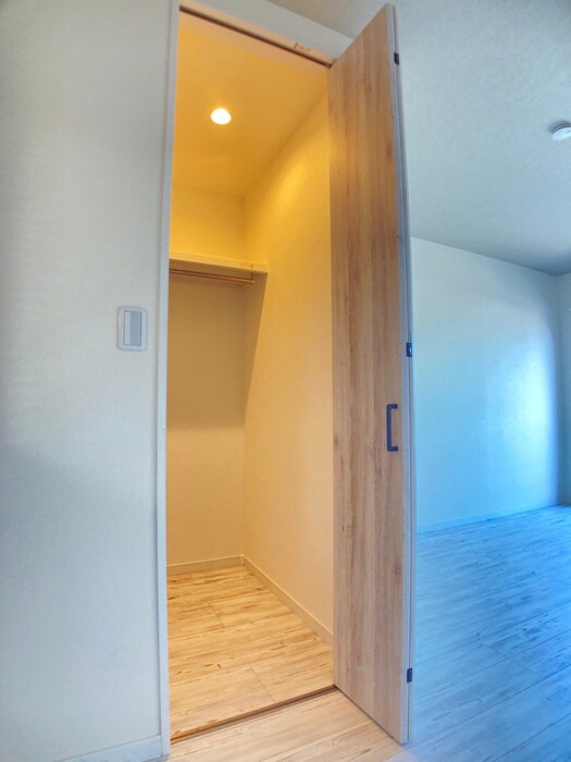 物件内観写真15　(収納)