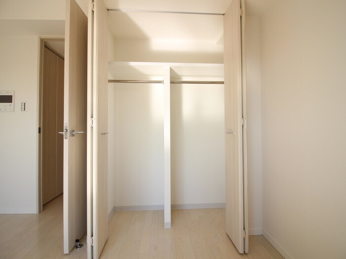 物件内観写真12　(収納)