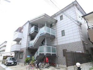 ウィンS.T外観写真