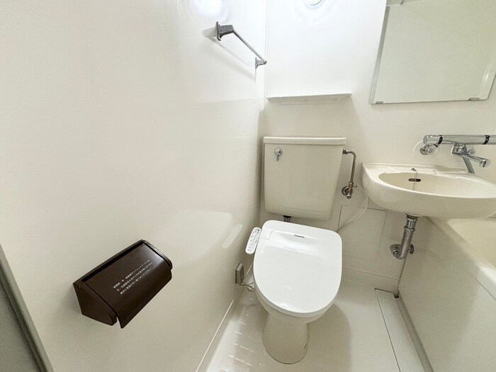 物件内観写真12　(トイレ)