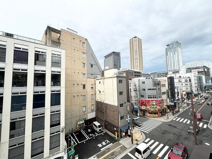 物件内観写真22　(室内からの展望)