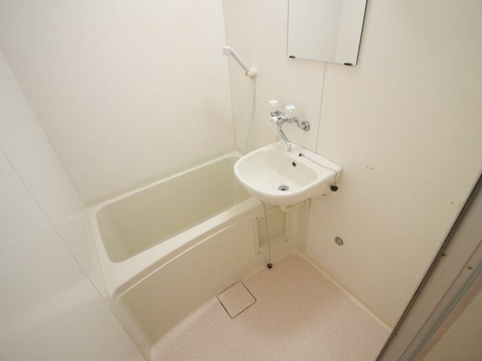 物件内観写真10　(バス／シャワールーム等)