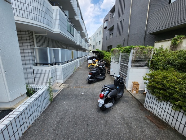 駐輪場