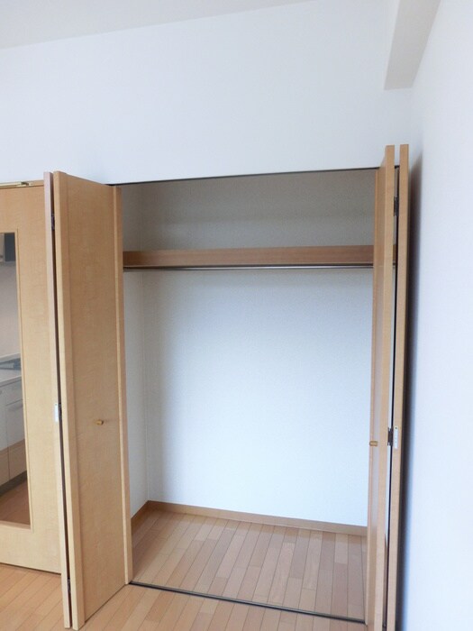 物件内観写真10　(収納)