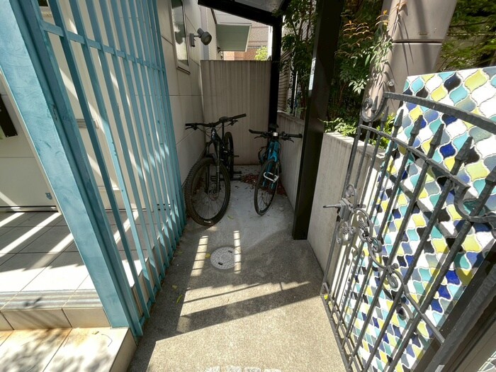 物件外観写真6　(外観写真)