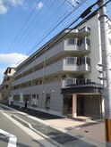 ＰＩＮＥ館