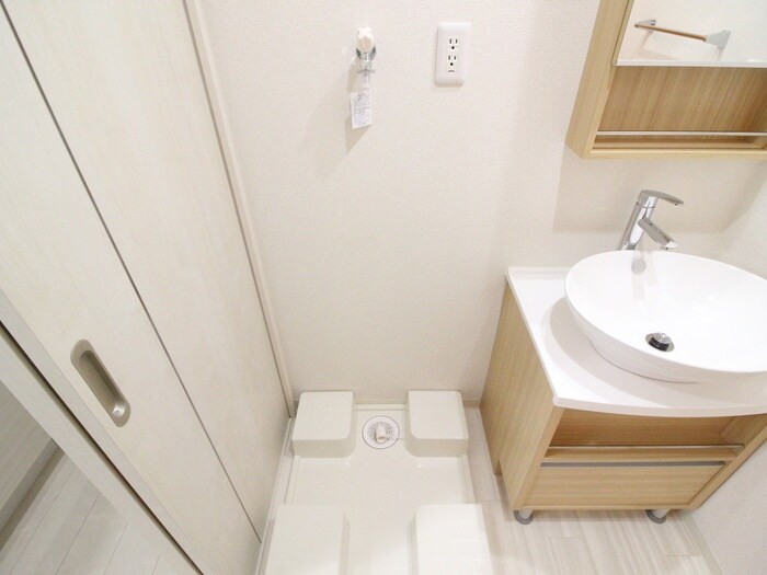 物件内観写真18　(洗濯機置場)