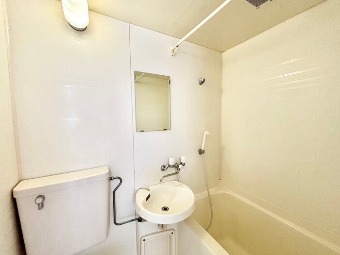 物件内観写真17　(洗面)