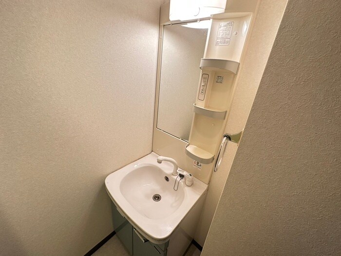 物件内観写真11　(洗面)